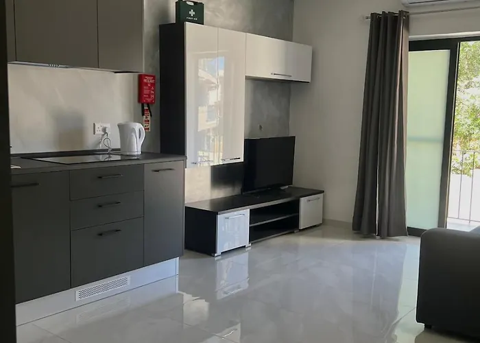 Brand New In Paceville, St Julians Appartamento